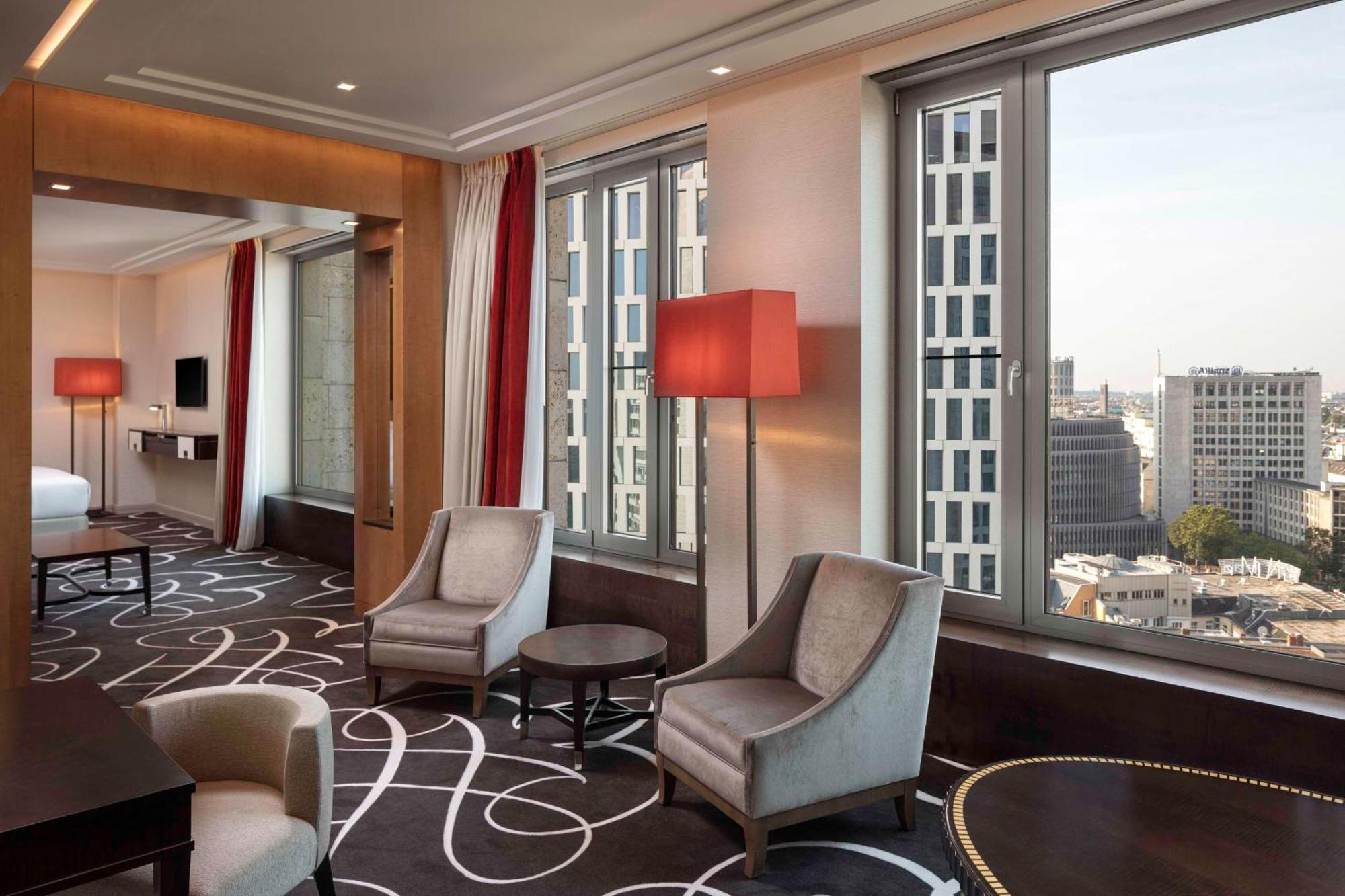Waldorf Astoria Hotel